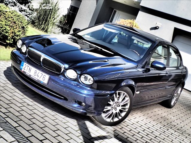 Jaguar X-Type
